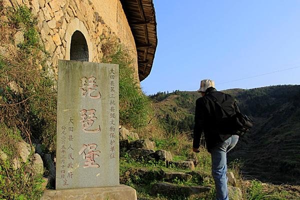 2023建国村旅游攻略 - 门票价格 - 交通天气 - 地址 - 开放时间 - 电话 - 简介