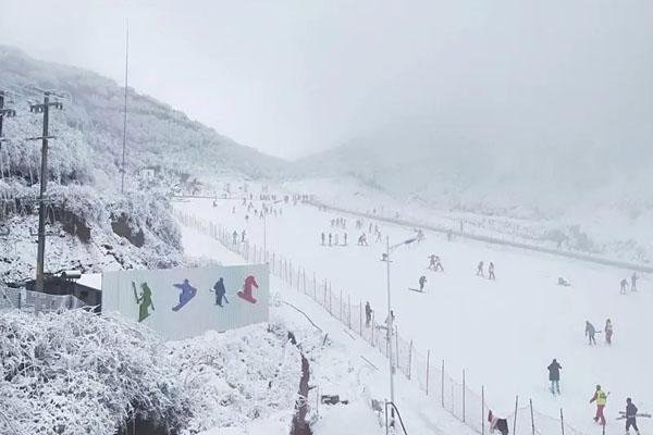 2022铜鼓七星岭滑雪场门票多少钱 附元旦春节期间门票价格