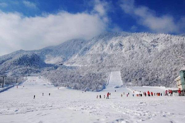 2022西岭雪山滑雪场夜场开放时间及门票价格