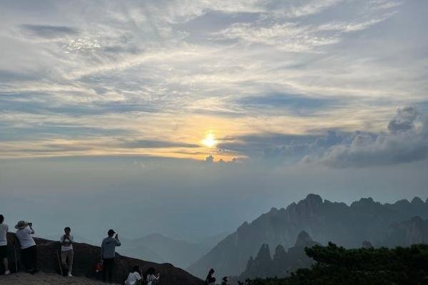 黄山两日游自由行最佳路线