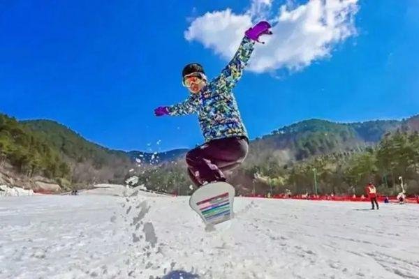 大明山滑雪场门票多少钱?怎么去