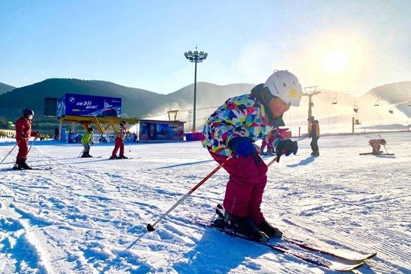 北京滑雪场哪个比较好玩 北京滑雪胜地推荐