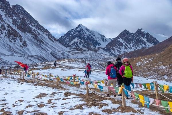 2023巴尔斯雪山旅游攻略 - 门票价格 - 开放时间 - 地址 - 交通 - 天气