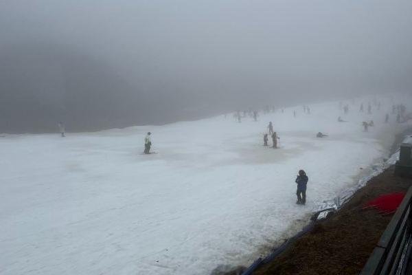 2024桂林天湖冰雪世界滑雪场滑雪攻略-门票价格-景点信息