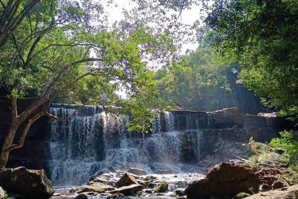 广西八寨沟风景区在哪里 钦州去八寨沟怎么坐车