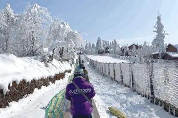 峨眉山滑雪场开放的时间12月