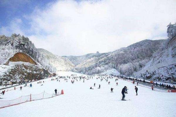 大明山滑雪场开放时间 2020 大明山滑雪是人造雪吗