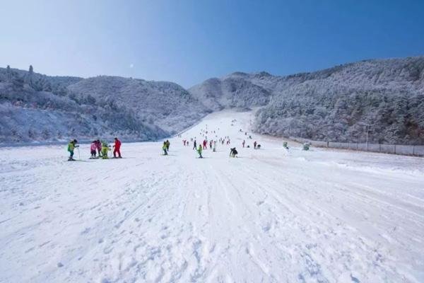 大别山南武当滑雪场游玩攻略-门票价格-景点信息