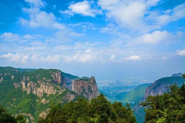 杭州周边爬山去哪里比较好 八大热门爬山景点