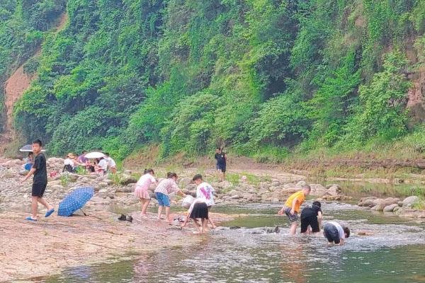 大邑虎跳河大桥有哪些景点