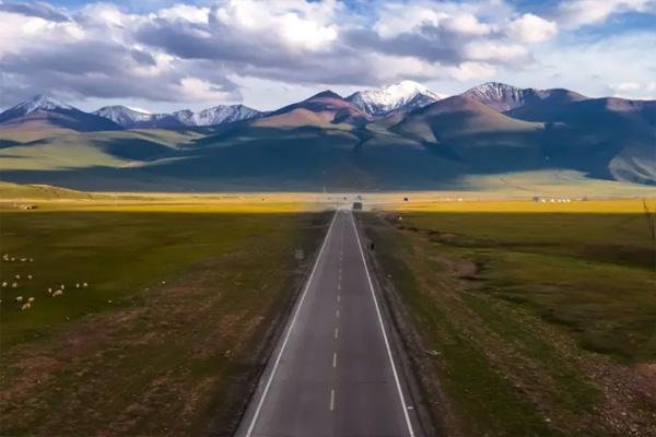 独库公路自驾沿途景点有哪些