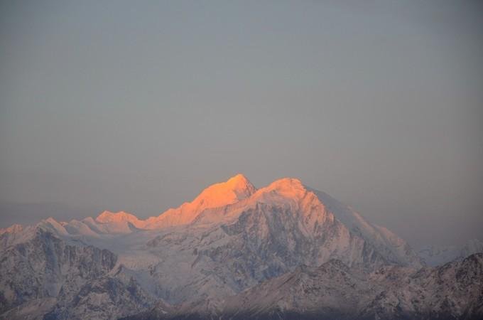 贡嘎雪山怎么去 贡嘎雪山旅游攻略