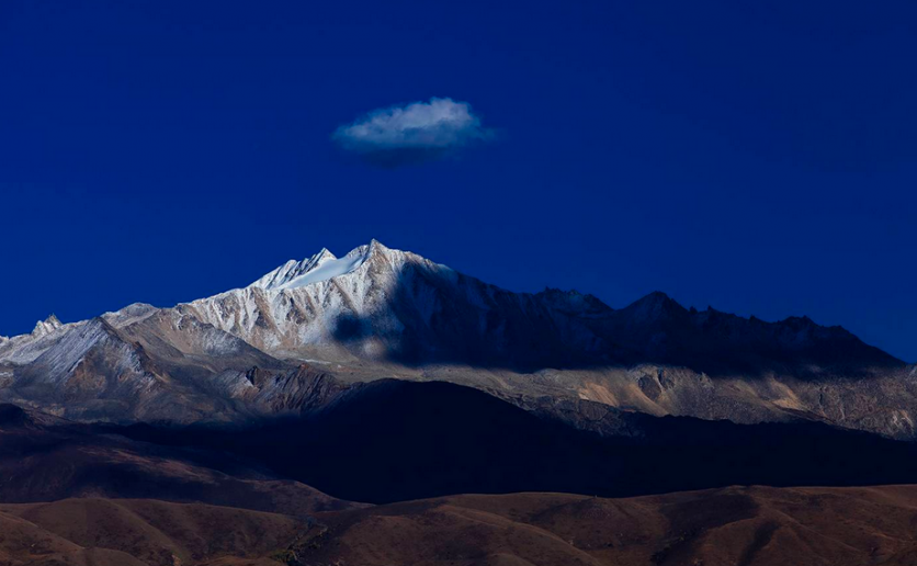 贡嘎雪山怎么去 贡嘎雪山旅游攻略