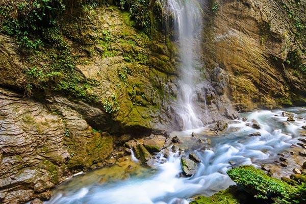 2022古龙山峡谷群旅游攻略 - 交通指南 - 门票价格