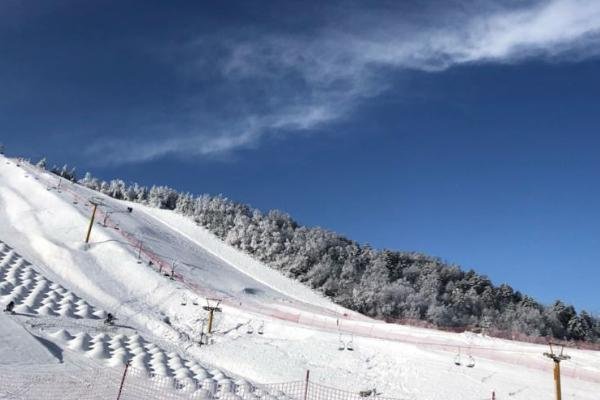 2022神农架国际滑雪场开放时间 神农架国际滑雪场票价