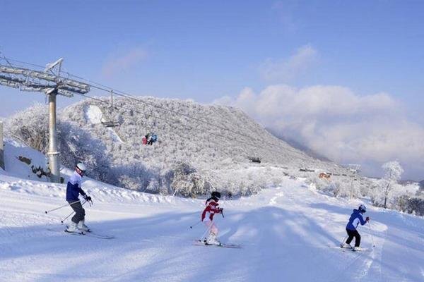 成都附近的滑雪场有哪些 成都自驾玩雪的地方