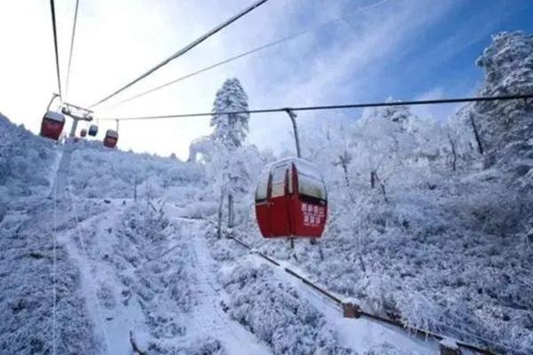 12月西岭雪山攻略一日游 吃喝玩乐全都在这里了