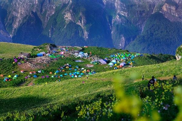 成都夏天露营地点推荐