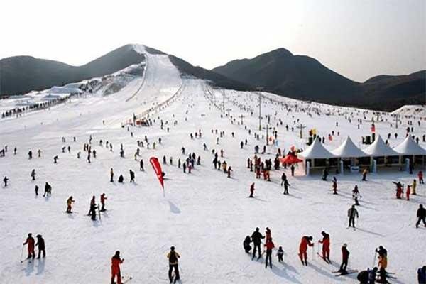 2024北京莲花山滑雪场旅游攻略-门票价格-景点信息