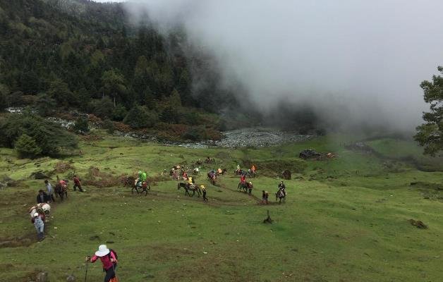 哈巴雪山登山花费攻略