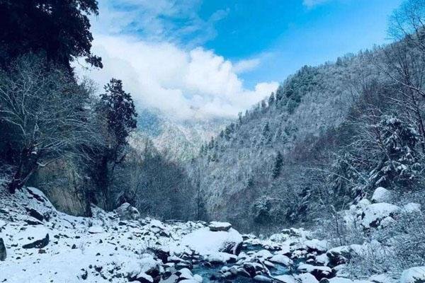 成都周边赏雪自驾游 成都周边自驾游看雪景推荐去哪里